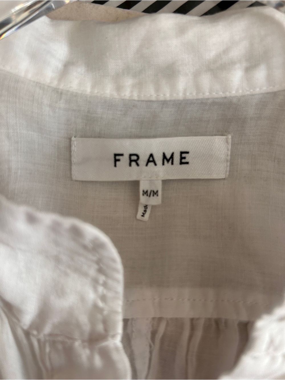 FRAME Gillian White Blouse Ruched Puff Sleeve Top Button Up Shirt Size Medium - Picture 11 of 15